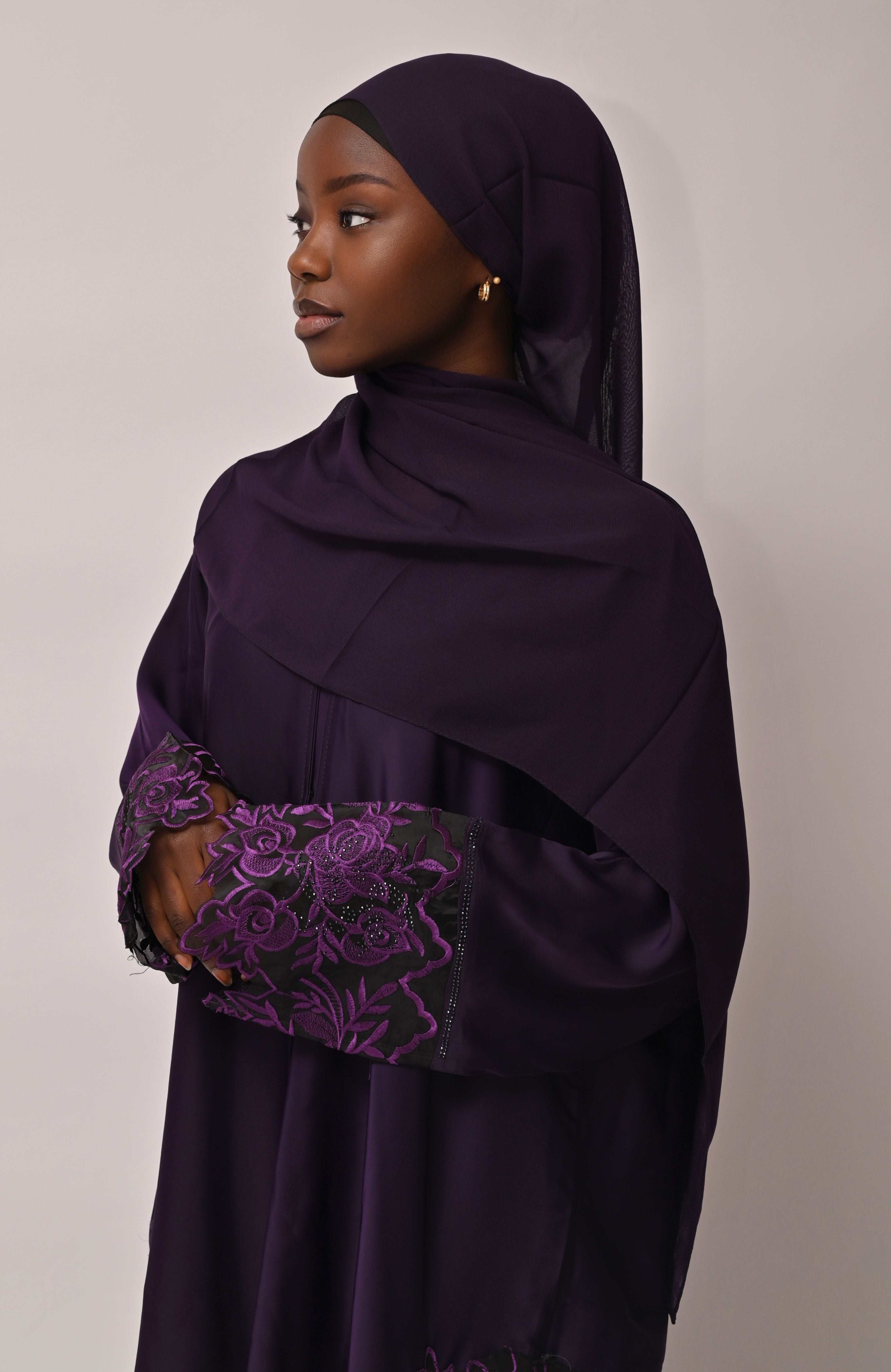 Abaya Yusra