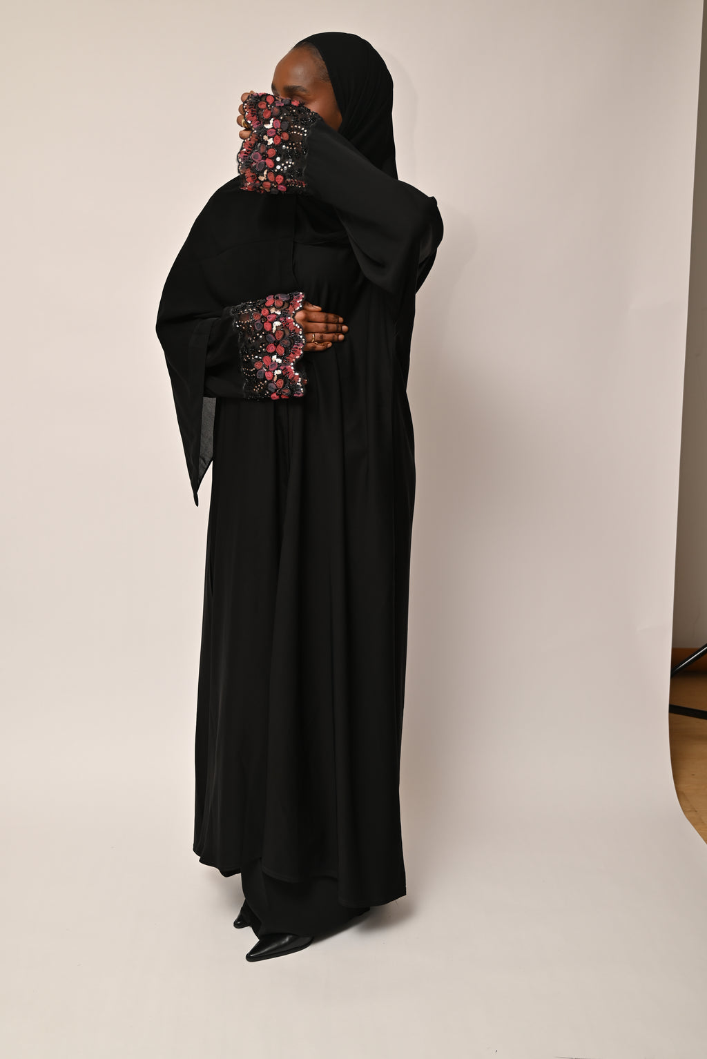 Abaya Malika
